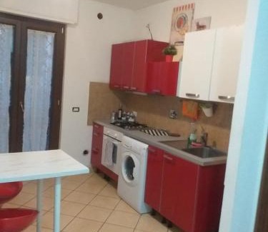 Quartiere XXIX Ponte Mammolo House | Hillary E Vale Room