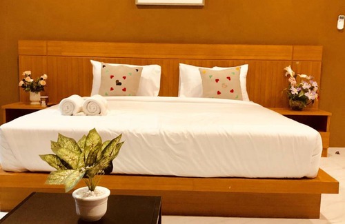 Bang Kung Hotel | Hillside Boutique