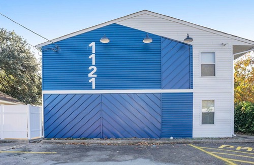 Bayview Apartment | Hillside Cove - Helm Suite