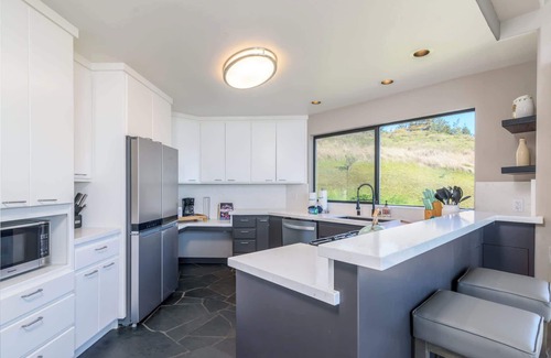 Sea Ranch House | Hillside Family Home for 10 With Panoramic Ocean Views!
