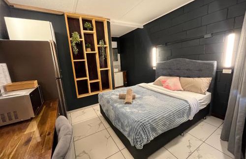 Hillston Hotel | Hillston Motel