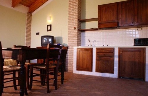 Assisi Apartment | Hilltop apartment with swimming pool