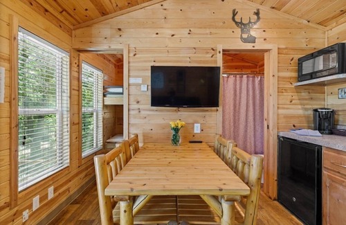 Kernville Cabin | Hilltop Cabin at Kern River Sequoia (Cabin 28)