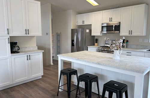 Glenwood Springs House | Hilltop Hideaway – Private Retreat - Mtn Views