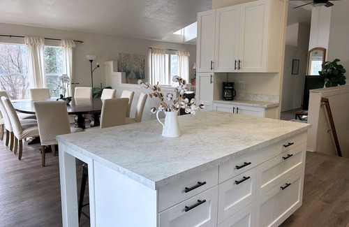 Glenwood Springs House | Hilltop Hideaway – Private Retreat - Mtn Views