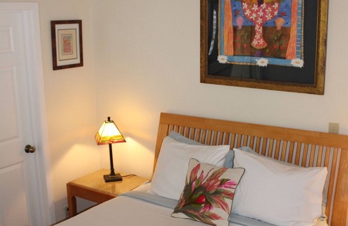 Honaunau-Napoopoo Bed & Breakfast | Hilltop Oceanview Accommodations in Kealakekua Bay, Hawaii