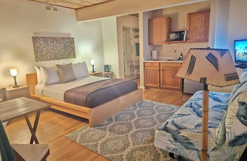 Honaunau-Napoopoo Bed & Breakfast | Hilltop Oceanview Accommodations in Kealakekua Bay, Hawaii