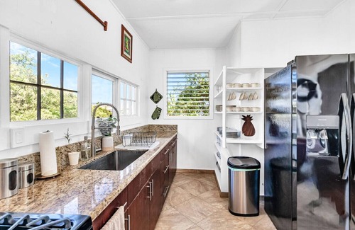 Hilo House | HILO HAVEN-4Bd2Ba Entire House w A/C, BBQ, Firepit