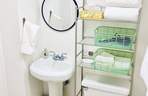 Hilo Apartment | Hilo Haven w/Pool, A/C & Wi-Fi