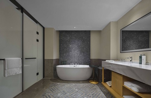 Yangshuo Hotel | Hilton Garden Inn Guilin Yangshuo