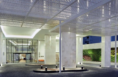 Al Khuwair Hotel | Hilton Garden Inn Muscat Al Khuwair