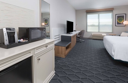 San Leandro Hotel | Hilton Garden Inn Oakland/San Leandro
