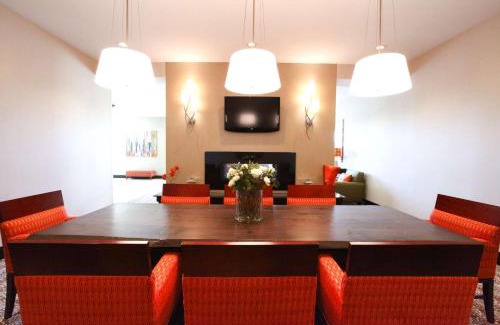 Olathe Hotel | Hilton Garden Inn Olathe