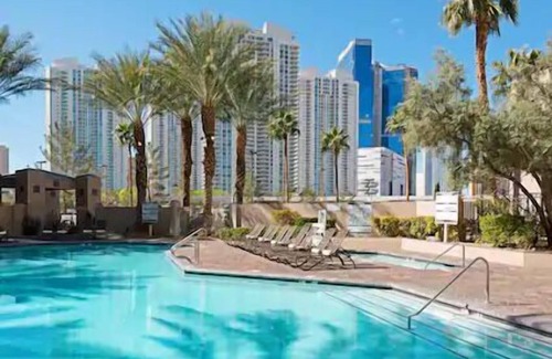Las Vegas Apartment | Hilton Grand Vacations Club on Paradise - Studio