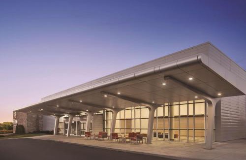 Mount Vernon Hotel | Hilton Knoxville Airport