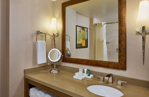 Verdugo Viejo Hotel | Hilton Los Angeles North/Glendale