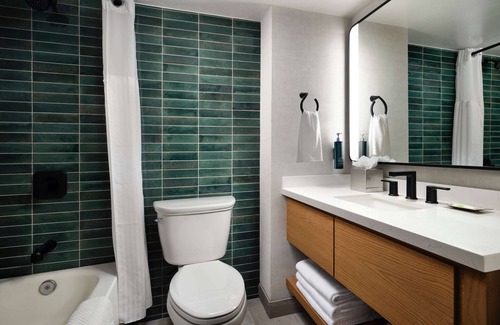 Stockton Hotel | Hilton Stockton