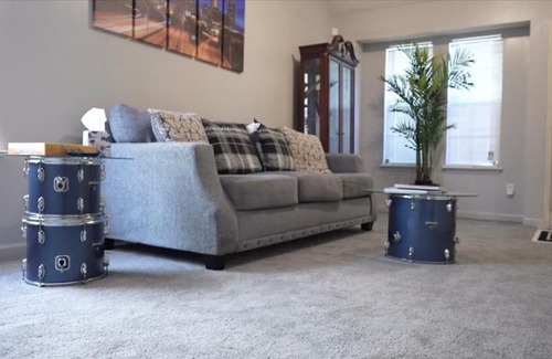 Douglasville House | Hip Rock Music Themed House