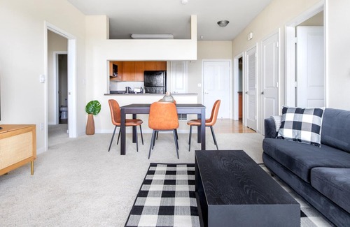 South San Francisco Apartment | Hip South SF 2BR w/ W/D, Gym, Pool, next to BART and TJ, by Blueground