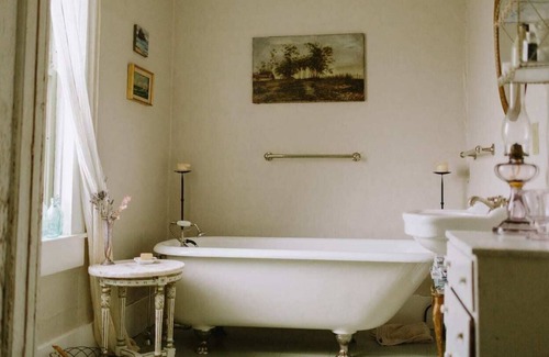 Albion Cottage | Historic Albion Cottage in Albion Village ~ Pets Welcome!