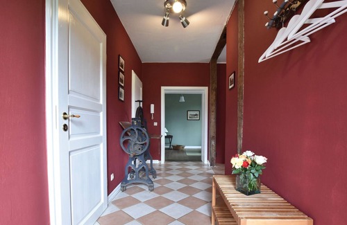 Satow Apartment | Historic Apartment in Gerdshagen with Garden