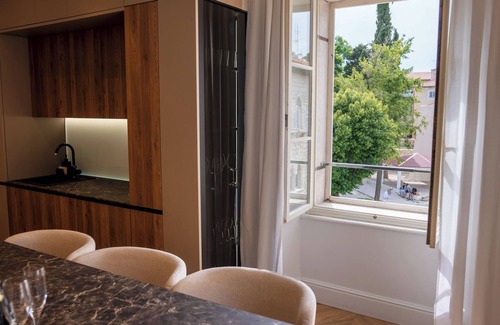 City Center Apartment | Historic Apartment, in pedestrian zone 50 mt from the sea.