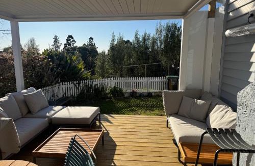 Tauranga House | Historic Barn Loft - Private & Spacious