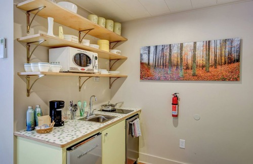 Boone Hotel | Historic Blue Ridge Tourist Court - The Whole Tourist Court