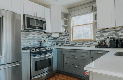 Central Colorado Springs House | Historic Charm Meets Modern Comfort ❖ Spa, Fire Pit & Hot Tub Near DT