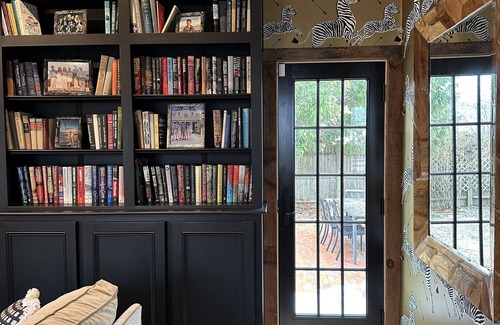 Exeter House | Historic Charm with modern amenities in Exeter, NH. 3 Bedrooms & Walk to town