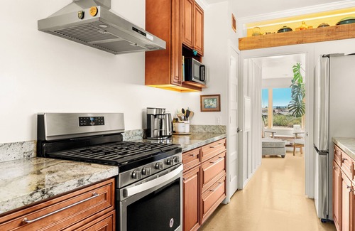 Clarkdale House | Historic Clarkdale House with Mountain Views