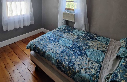 Philipstown House | Historic Cold Spring Home - Walk to Train,Trails, Restaurants - No Car Needed