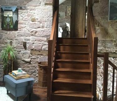 Welton House | Historic converted byre in courtyard of 16C house