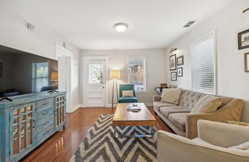 Salemtown House | Historic Family Home *Walk to Bars & Restaurants*