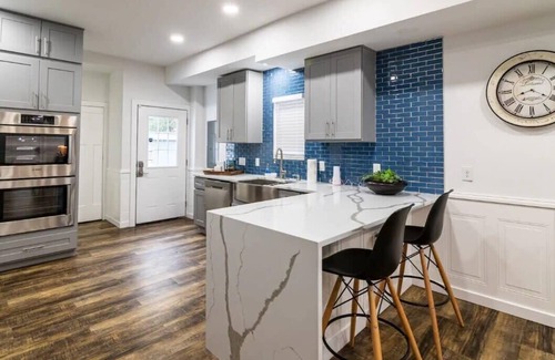 Fountain Square House | Historic Fountain Sq in DT Indy