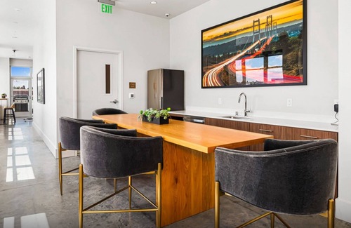 New Tacoma Apartment | Historic Icon in the Heart of Tacoma