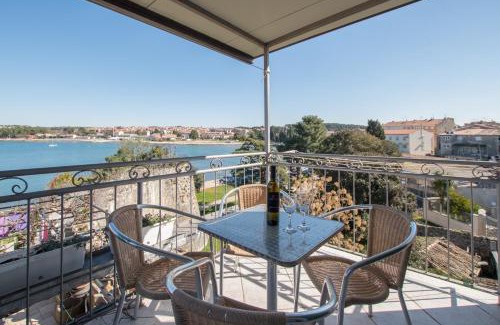 City Center Apartment | Historic Old Town apartment with the best view in town