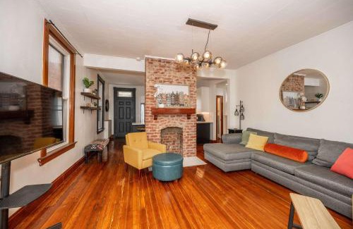 Dayton House | Historic Retreat Gateway