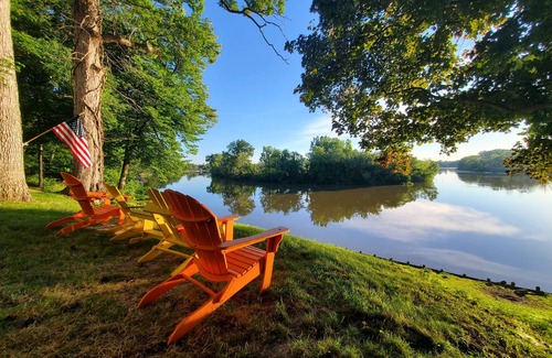 Fremont House | Historic Riverside Retreat with Modern Comforts in Fremont, Ohio