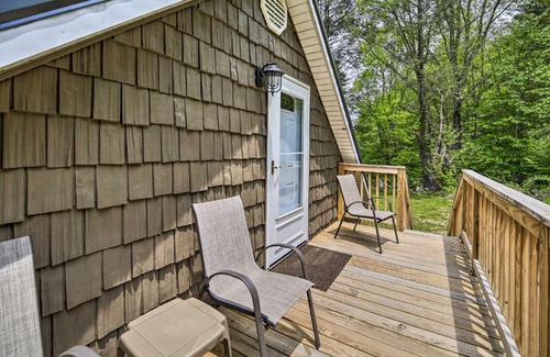 Damascus House | “Historic Stone Cottage” in Damascus with Fire Pit!