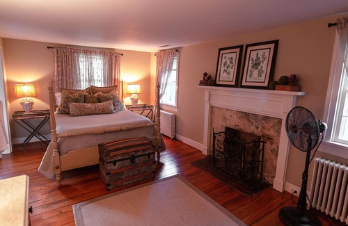 Purcellville Other | Historic Tip of the Hill, ca 1762, just outside of Purcellville