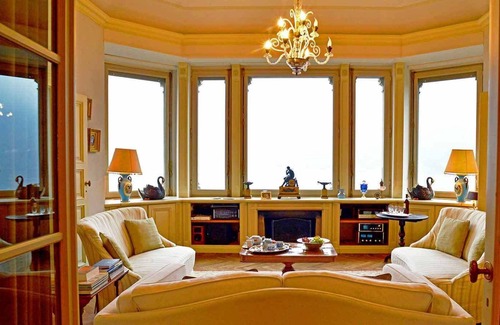 Cernobbio Villa | Historical 18th cent Mansion-When luxury &tradition merge harmoniously together