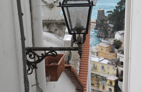 Chiesa Nuova Apartment | historical 5-room-apt. with spacious terrace, fantastic ocean view & grand piano