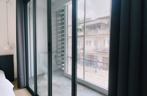 Betong Hotel | Hlangkha Hostel