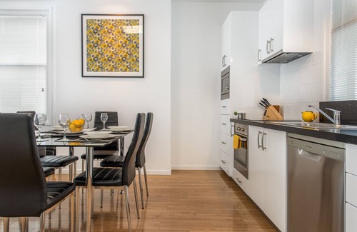 Hobart Central Business District Apartment | Hobart Cityscape