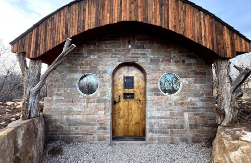 La Sal Villa | Hobbit Mountain Hideaway #2, Wolf Springs Ranch