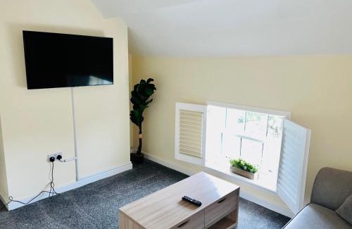 Ironbridge Apartment | Hodge Bower Holidays - Ironbridge, Squires