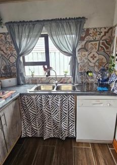Kareedouw Apartment | Hoenderhokkie