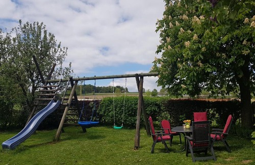 Eslohe Apartment | Hof Schenuit