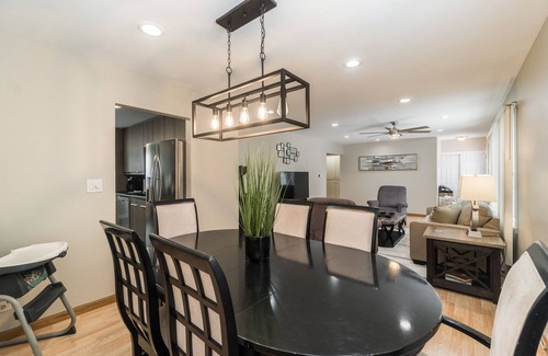 Schaumburg House | Hoffman Estates Rental